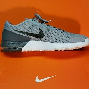Nike Air Max Typha